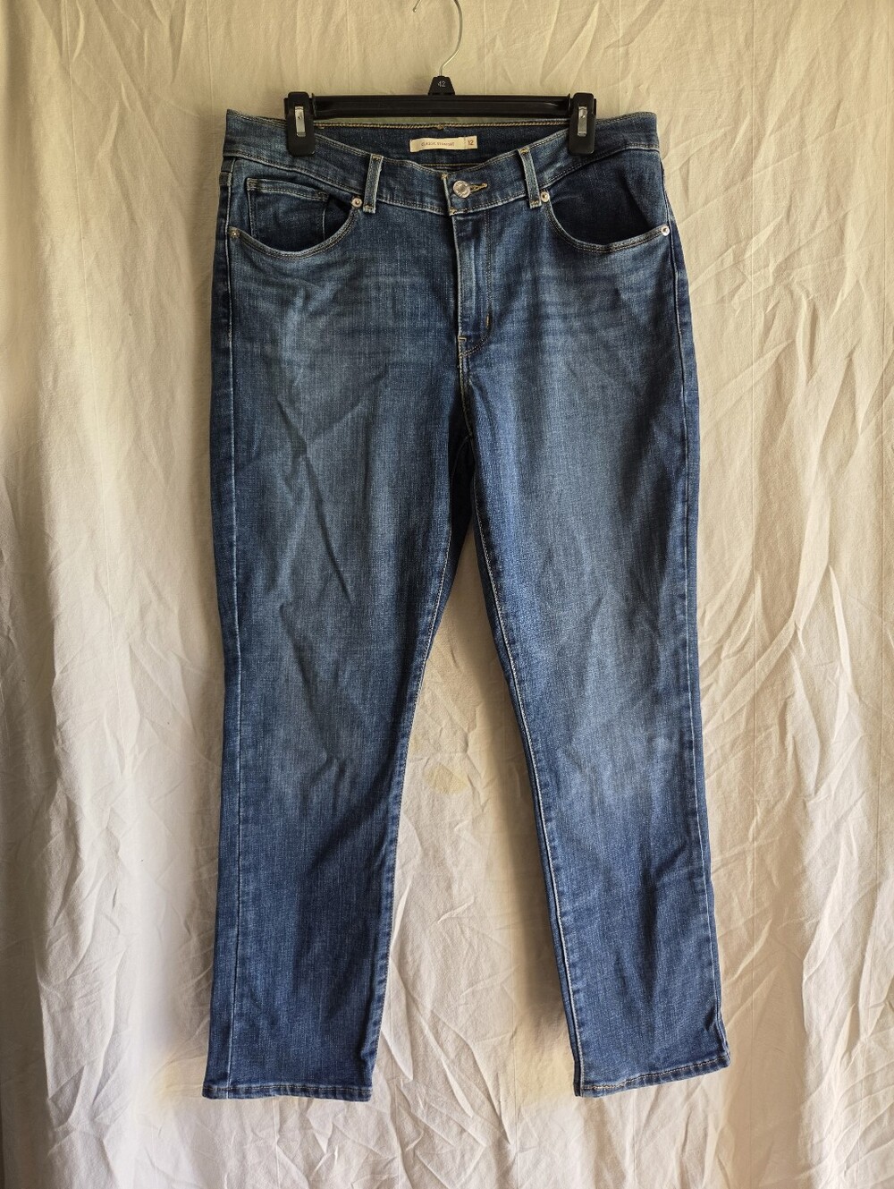 Levis Jeans Womens 12 Short Blue Classic Straight Dark Wash W31 L28 Denim